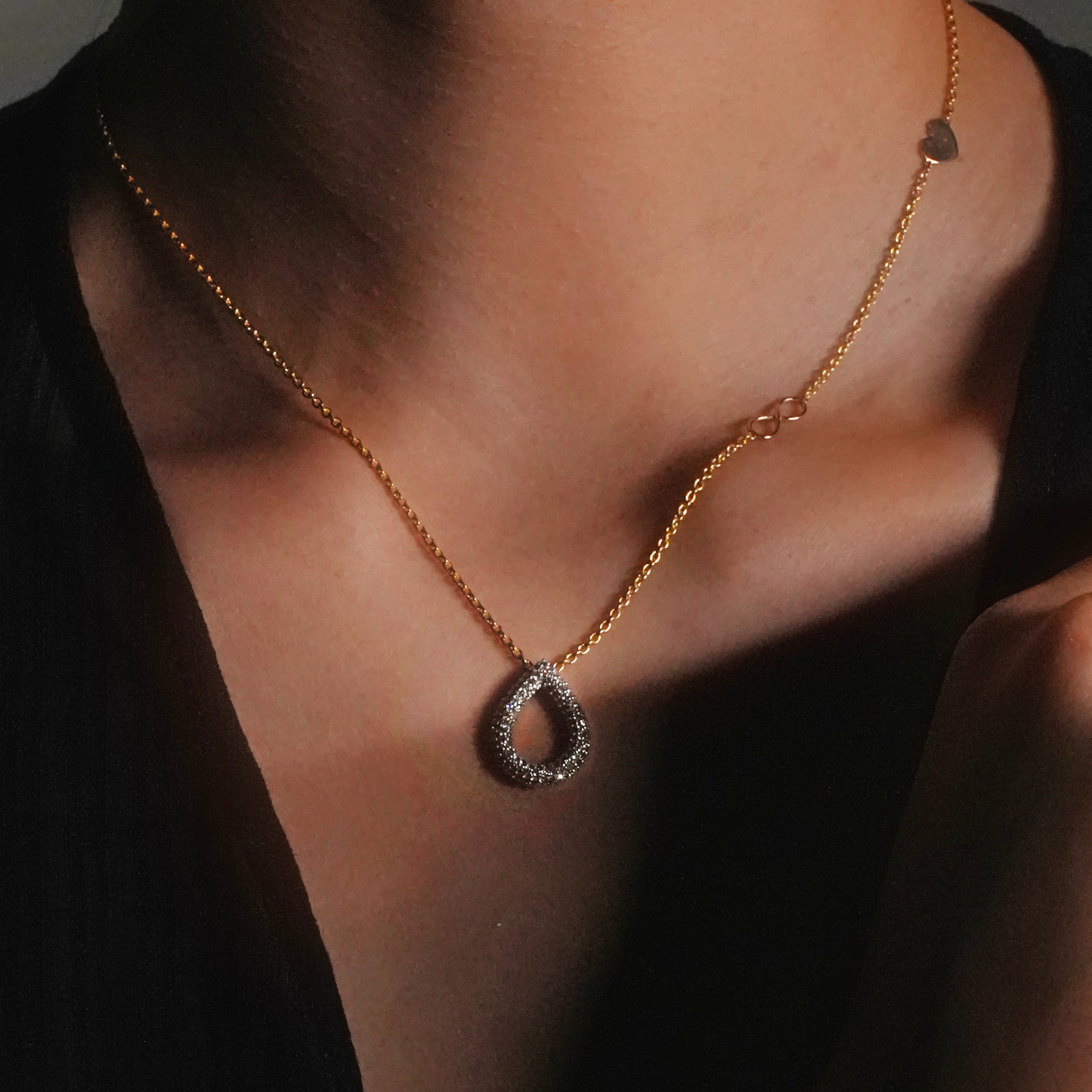 Dewdrop Horizon